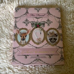 - 💕- NIB brand new  Too faced enhanced wonderland holiday set